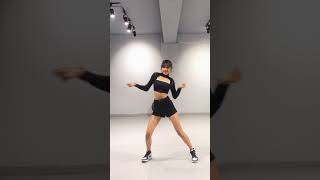 SWALLA - BLACKPINK LISA SOLO DANCE cover by kristhetic #kristhetic #lisa