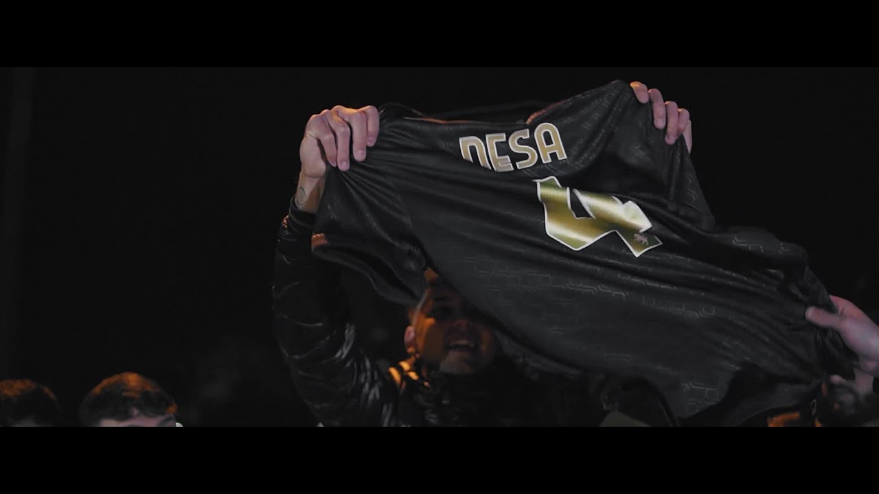 Blue Nesa - FREESTYLE#4 (Prod.riccardouno,EdoVentu)