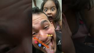 Mi Sobrina Con Su Dad De Montoneros