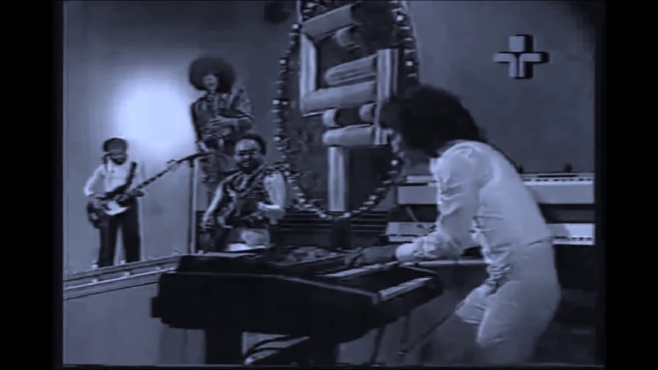 placa luminosa velho demais 1977 youtube