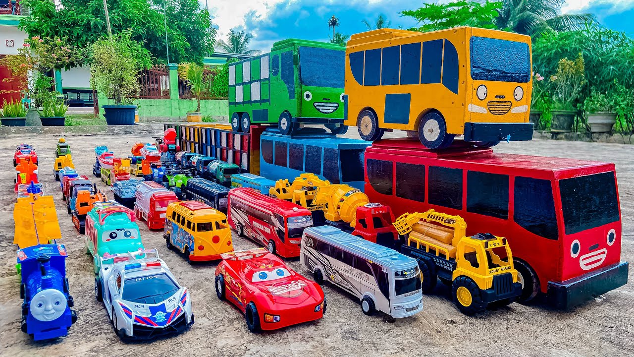 Box Full of Model Cars -Mazda Mx5, Koenigesgg Jesko, Lamborghini Scv12, Byd Yang Wang U8, Toyota Car