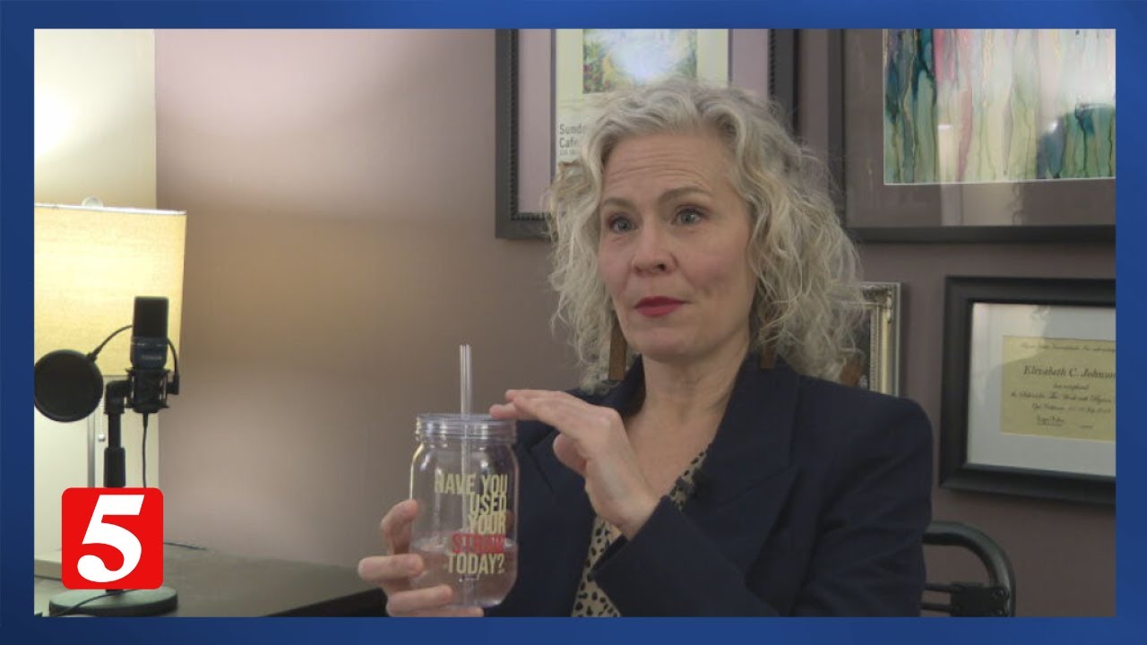 A Straw Nashville Singing Teacher Shares Handy Tip To Get Your Voice A straw nashville singing teacher shares handy tip to get your voice