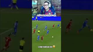 ATAJADON CON EL PIE #increible #futbol #goat #championsleague