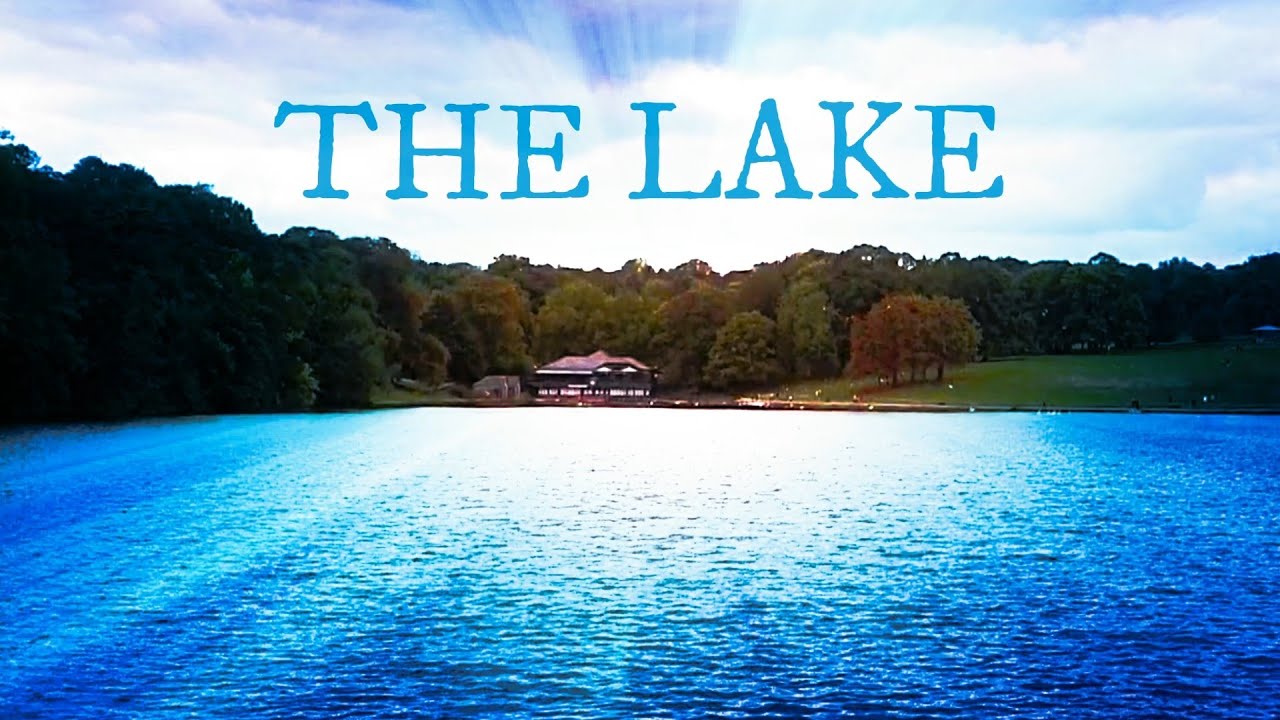 THE LAKE | ROUNDHAY PARK | LEEDS | UK TOURIST ATTRACTIONS |