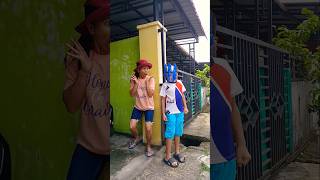 Yeah Papa Is Always Wrong