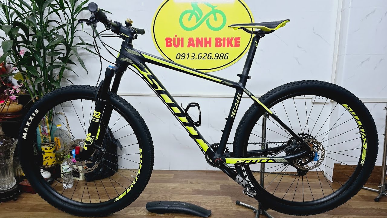SOLD) Scott Scale 745, made in Taiwan, aluminum frame, FOX 32 gr
