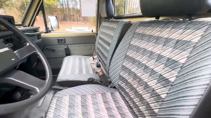 1988 Toyota Land Cruiser FJ75 Interior