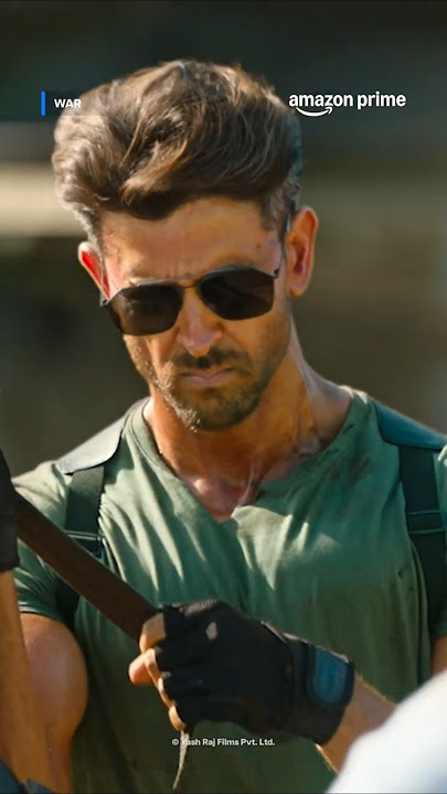 Hrithik Roshan's ENTRY🔥 | War | #primevideoindia #hrithikroshan #shorts #ytshorts #war