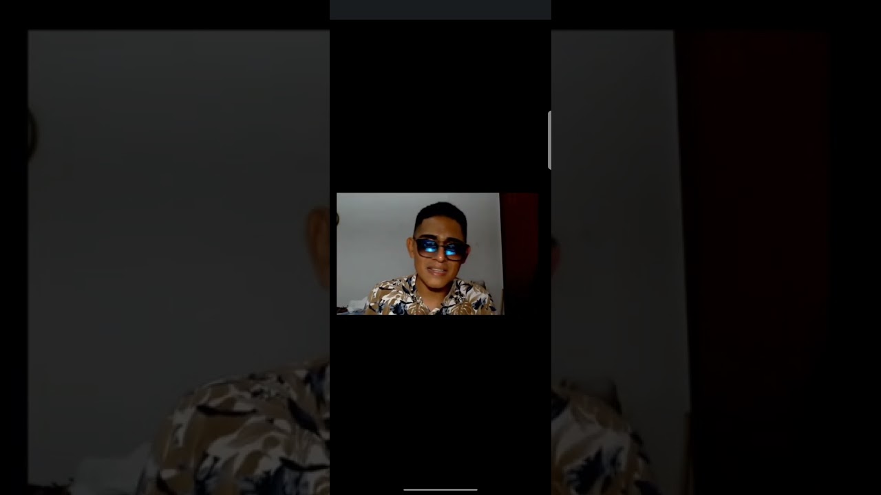 Luis Kant insulta Wide Alf e spara parole bannabili (censurato)