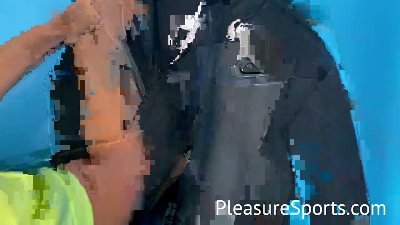4/3mm Quiksilver Syncro Wetsuit Back Zip Review - PleasureSports