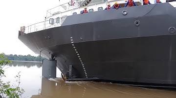 IMPRESSIVE BIG SHIP LAUNCH WITHOUT DOCK, TUGS OR CRANES!