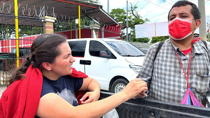 **PRIMER** dia en El Salvador - Nos montamos atras...