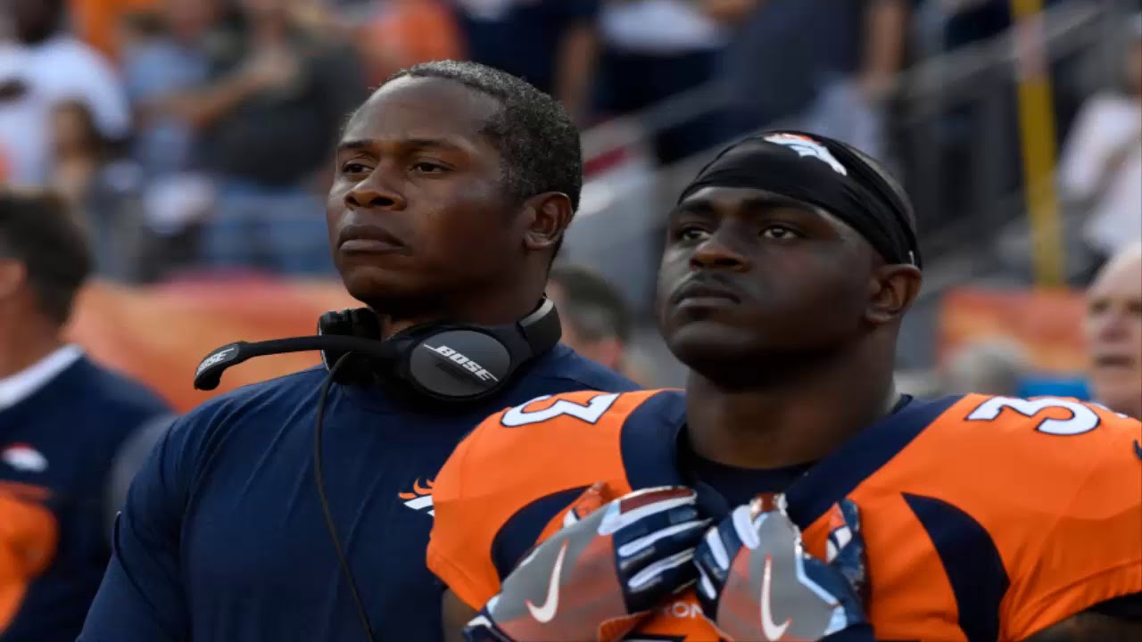 Von Miller among Broncos players who kneeled for national anthem; Vance