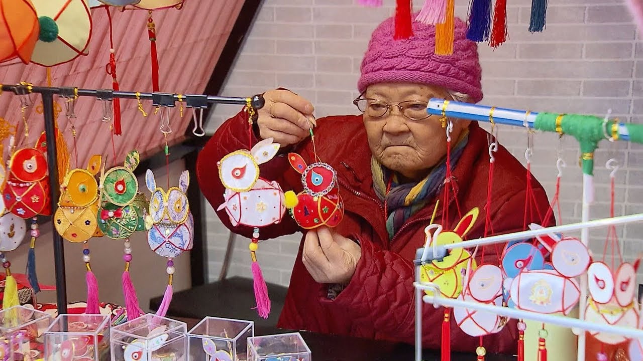 Traditional arts on display at Lunar New Year fair in Shanghai