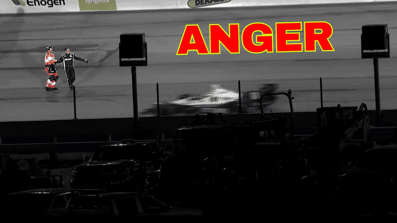 2014 IndyCar Iowa - Ed Carpenter Wrecks Juan Pablo Montoya