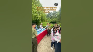 Các chú công an phát sữa hộp cho bà con và du khách #respect #congannhandan #short #shortvideo