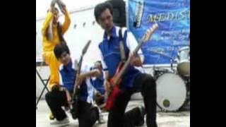 KLIP POP SUNDA POPULER-BEBEN ORAY-AKSI PANGGUNG