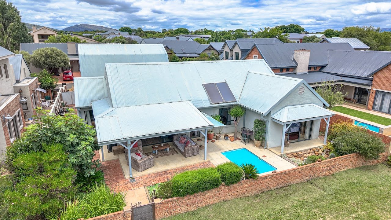 4 Bedroom For Sale | The Coves