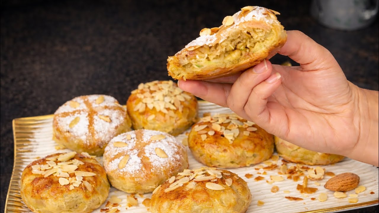 مملحات بالعجينه المسمن كاتجي مقرمشه رائعه ما تشبعوش منها بواحد الحشوه جد رائعه وبسيطه متناول الجميع👌