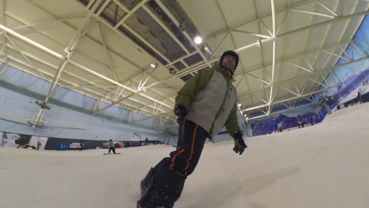 indoor snowboarding manchester Snow Centre (ChillFactore)