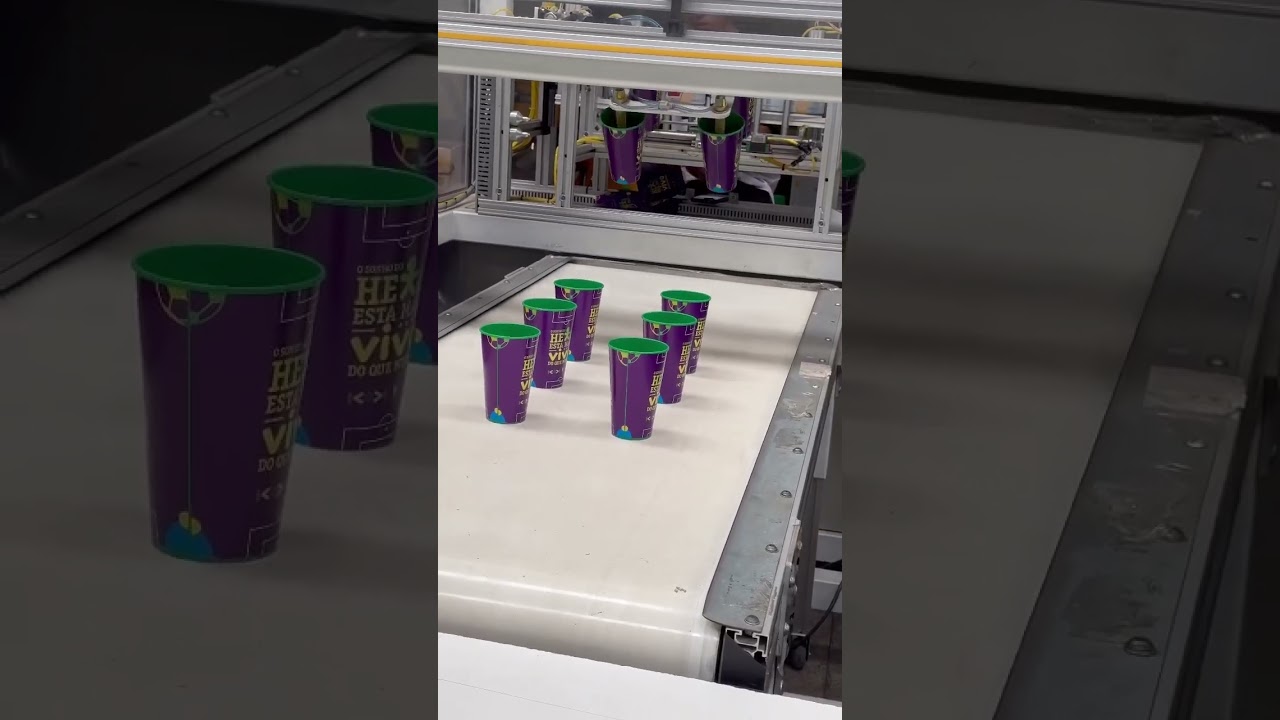 Produção de copos personalizados para o seu evento
