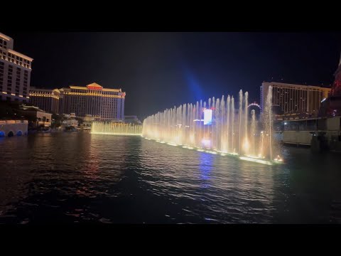 Spanish Unlimited Blackjack | Los Reyes Locos - Como Agua Caliente (En Vivo)
