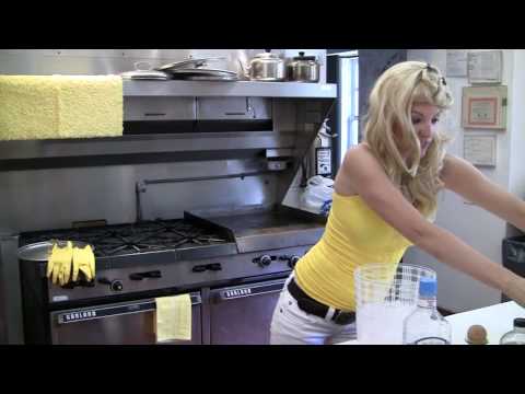 Cooking with Cleavage