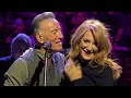 Capture de la vidéo Bruce Springsteen & Patti Scialfa - "Fire" - Los Angeles, The Forum - April 4, 2024