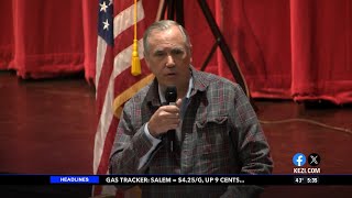 Oregon Senator Jeff Merkley hosts town halls