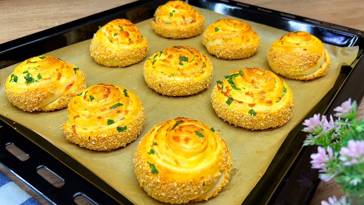 Если у вас есть мука и сыр, испеките этот хлеб сегодня. Это так вкусно.