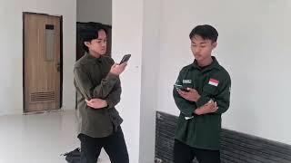Dialog Percakapan Tentang (apologizing and thingking)