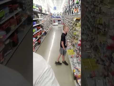 Embarrassing My kid..🤣