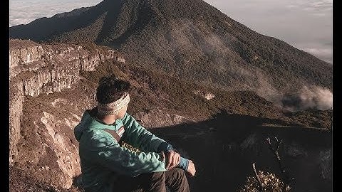 Sebuah Pendakian - Gunung Gede Pangrango via Putri ( Cinematic Video) 2019