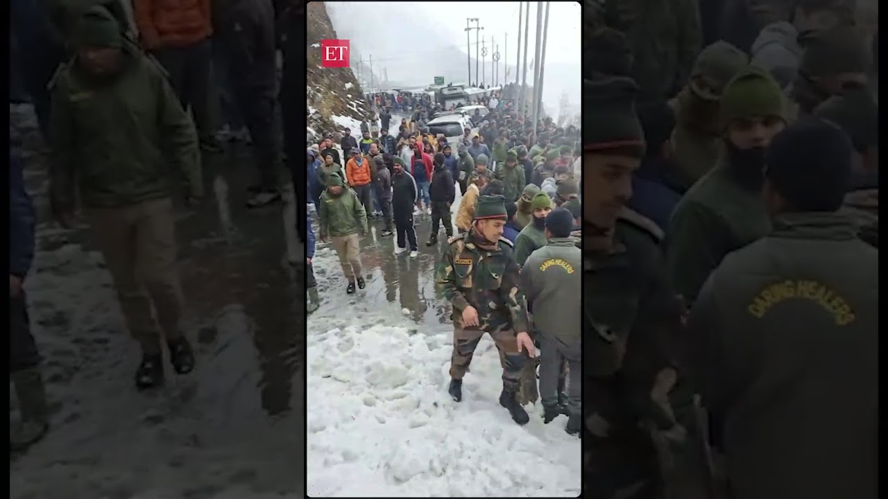 Massive avalanche hits 15 mile road near Nathu La Pass in Sikkim; 6 dead, several entrapped