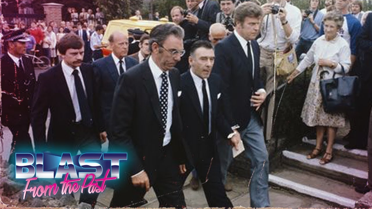 Ronnie & Reggie Kray Are Escorted To Violet Kray's Funeral 1982 | Exclusive  Interview: Charlie Kray - YouTube