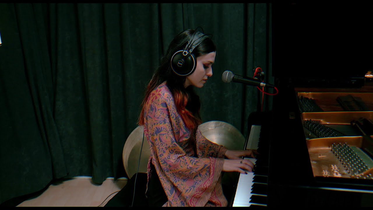 Oaks & Fahia - To The People (Live at Sol De Sants Studios)