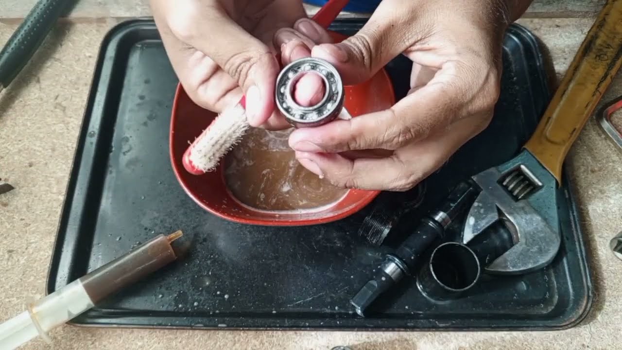 Alargando la vida del eje de mi bike... mantenimiento de eje central 