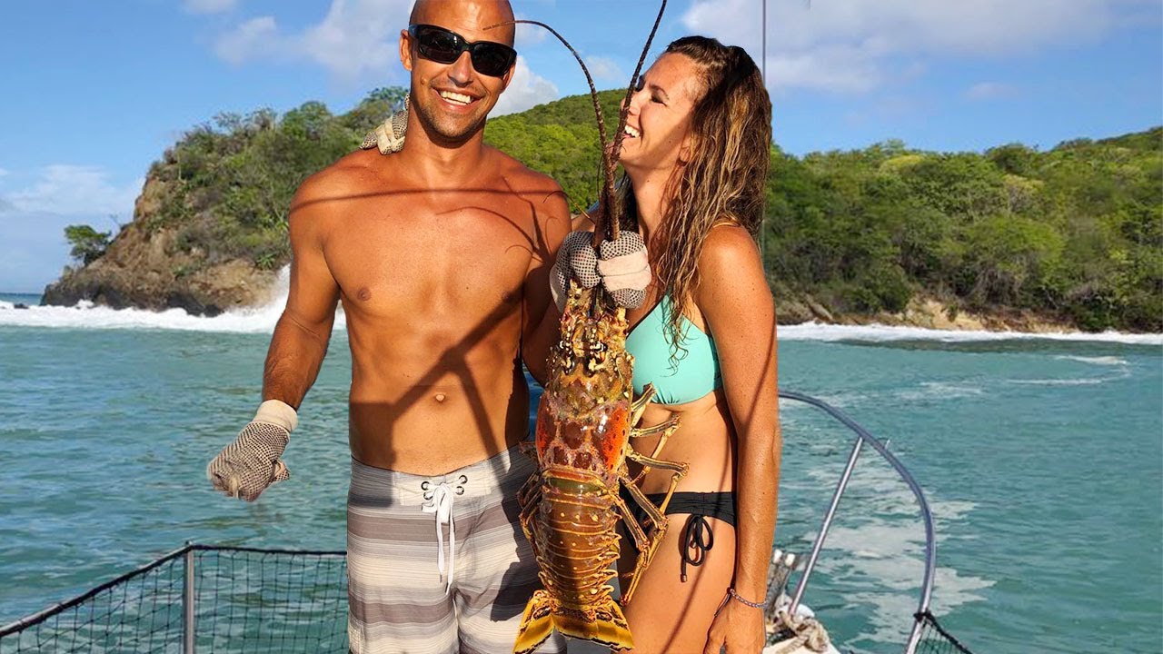 Sailing the Caribbean for MONSTER Lobsters and Beach Bonfires | 91 | Beau and Brandy Sailing