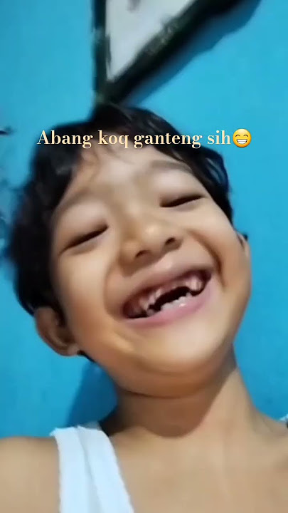 sicantik jd senyum sendiri, lihat abangnya ketawa🤣🤣 #fpyシ #funny
