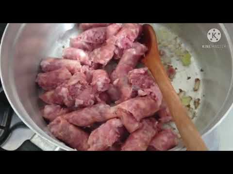 Vídeo: Receitas Infantis: Linguiça Na Massa Em Forma De Cachorro