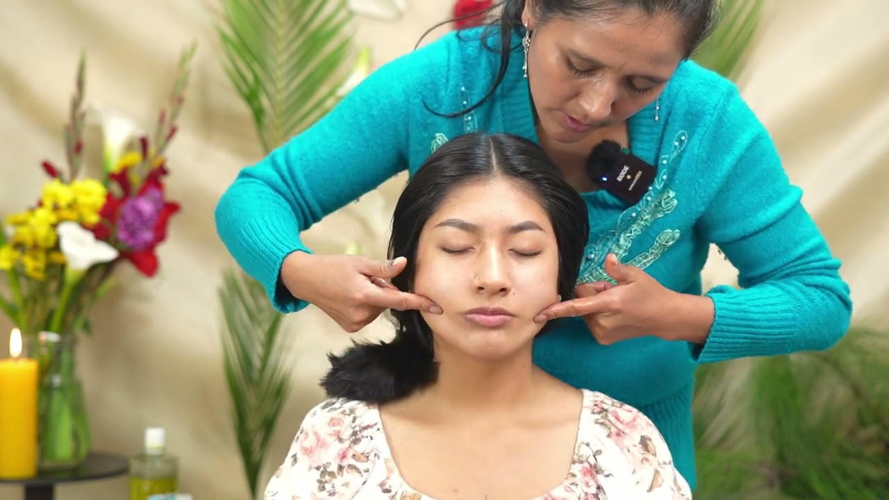 Masaje relajante y limpia energética de Doña Esperanza con susurros y sonidos ASMR para dormir 😴