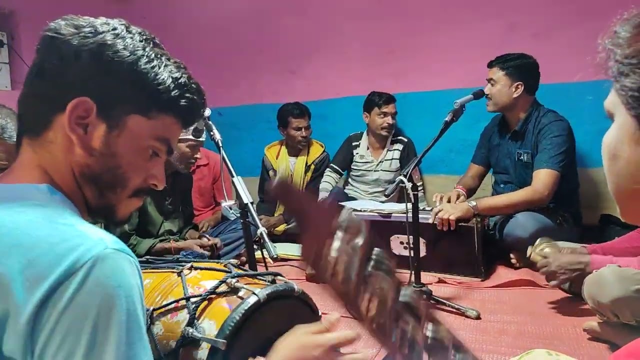 आयेगा मेरा साँवरा दिल से बुला के देख