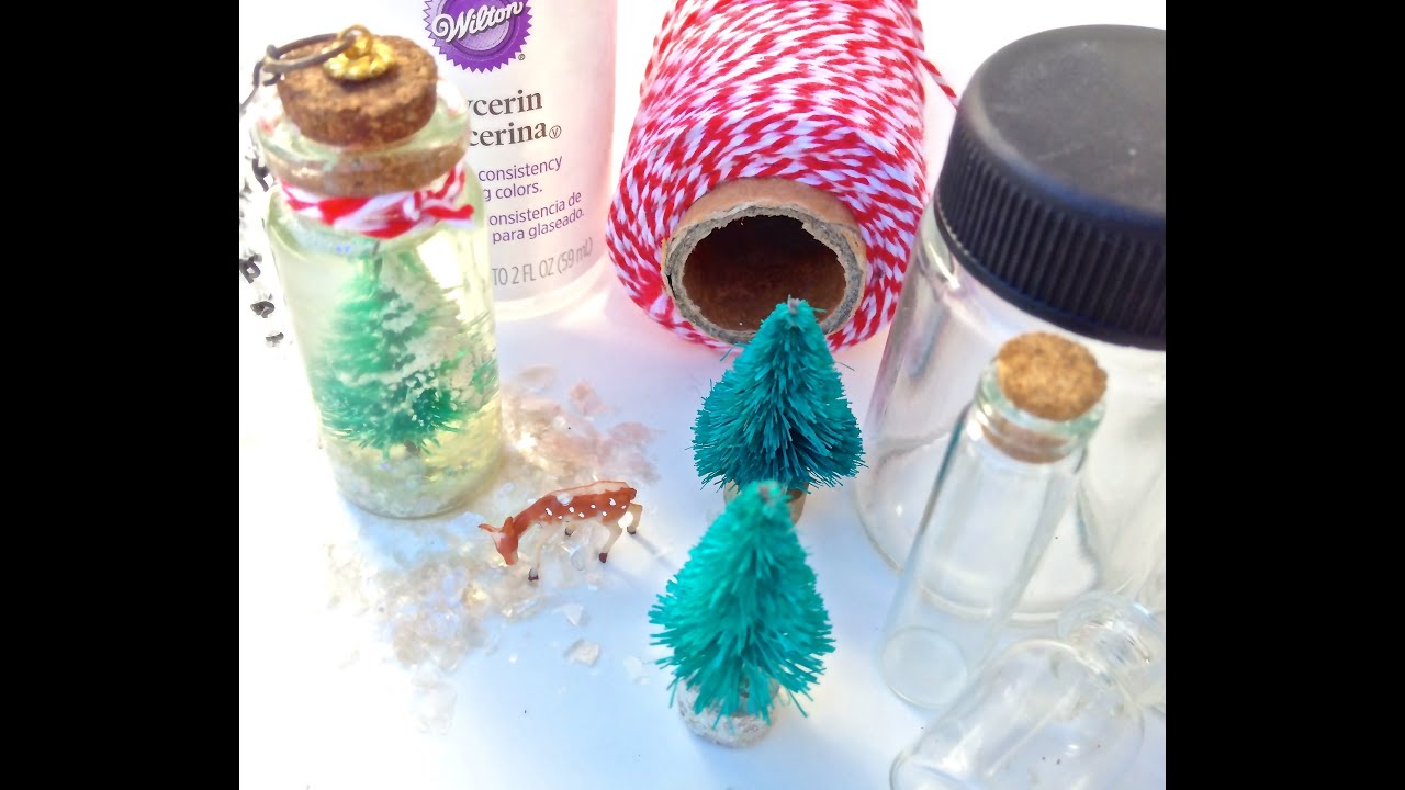DIY Christmas craft Snow Globe Necklace - YouTube
