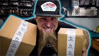 UNBOXING: THE GOAT SOFT PLASTIC COLOR & APRIL 2021 SUPER 6 SACK! screenshot 1