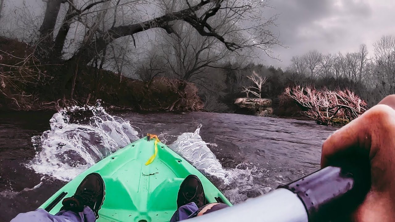 Lightning HIT a Tree While Kayak Fishing!!