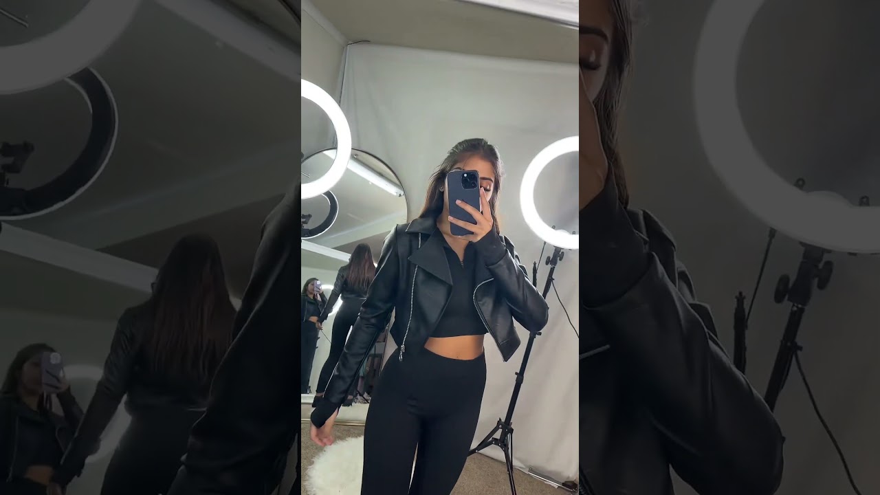 Sleek Zipped Jacket for Your Night Out 