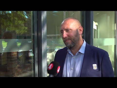 Blåvitts klubbdirektör: "Det är en resultatstyrd bransch" - TV4 Sport