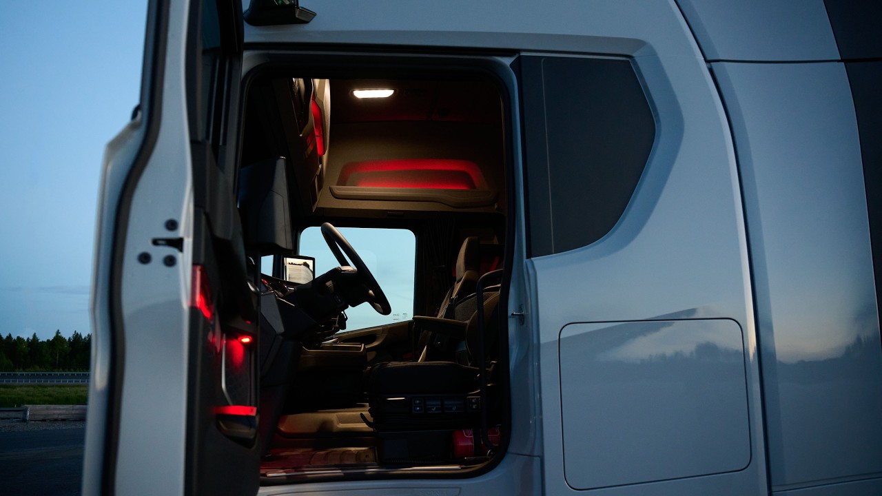 The driver environment | Scania Dynamic