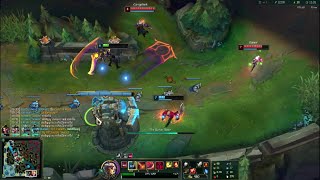 How to (NOT) dodge Aatrox Q.