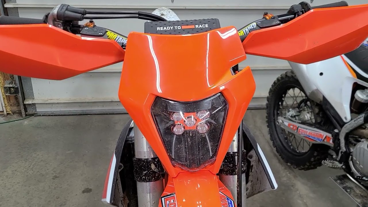 2023 KTM 300xc headlight info